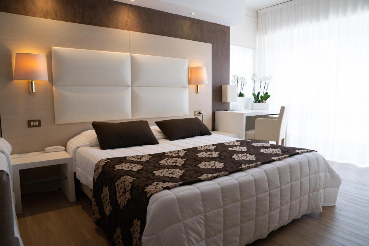 Hotel Conca Verde Lignano Sabbiadoro Extérieur photo