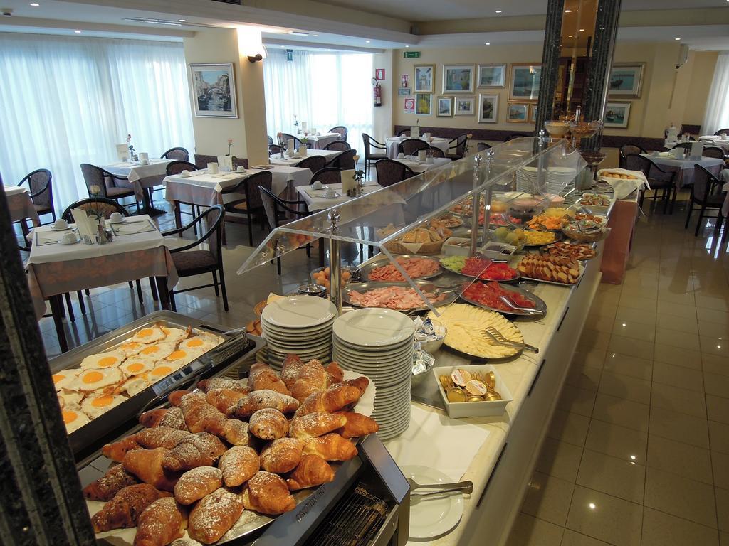 Hotel Conca Verde Lignano Sabbiadoro Extérieur photo