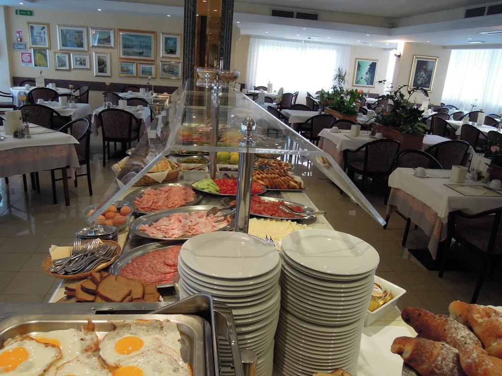Hotel Conca Verde Lignano Sabbiadoro Extérieur photo